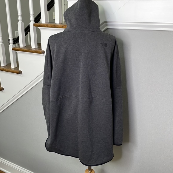 The North Face Charcoal Grey Unlined Slacker Poncho Pullover - Size S/M - Picture 5 of 10
